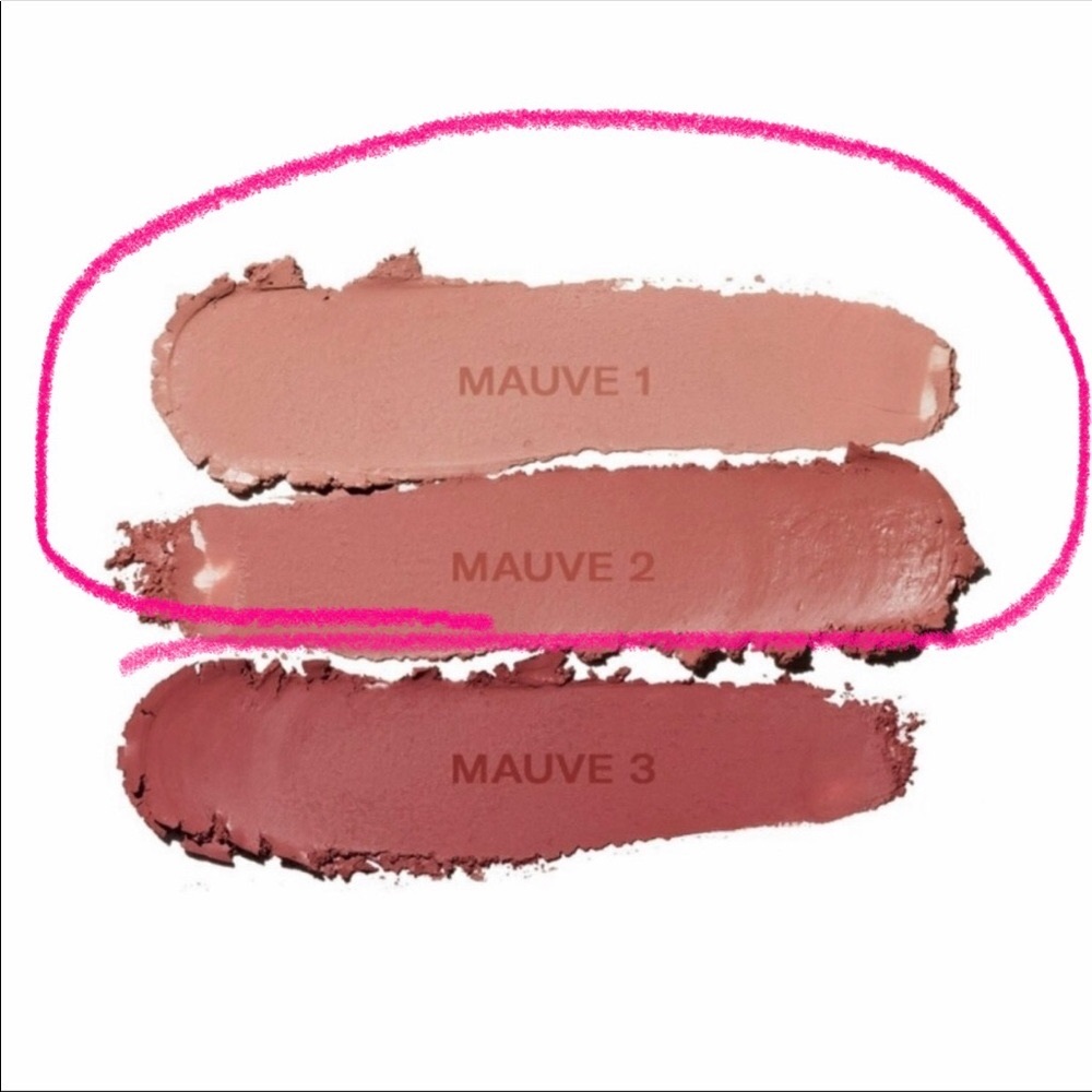 KKW lipsticks set 2 (MAUVE 1 is new w box,MAUVE 2 it’s been used twice no box.)